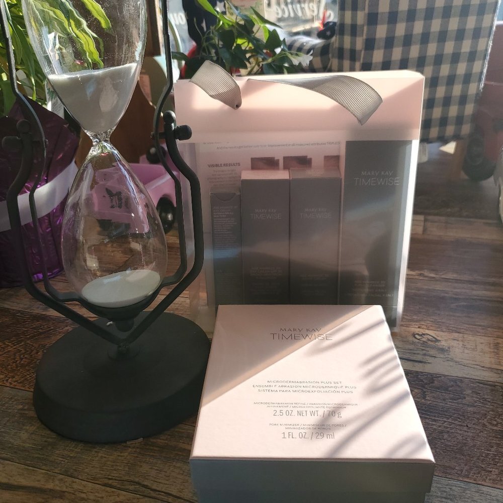 Combo / Oily Mary Kay TimeWise Ultimate Miracle Set 3D